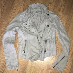 Cute gray jacket